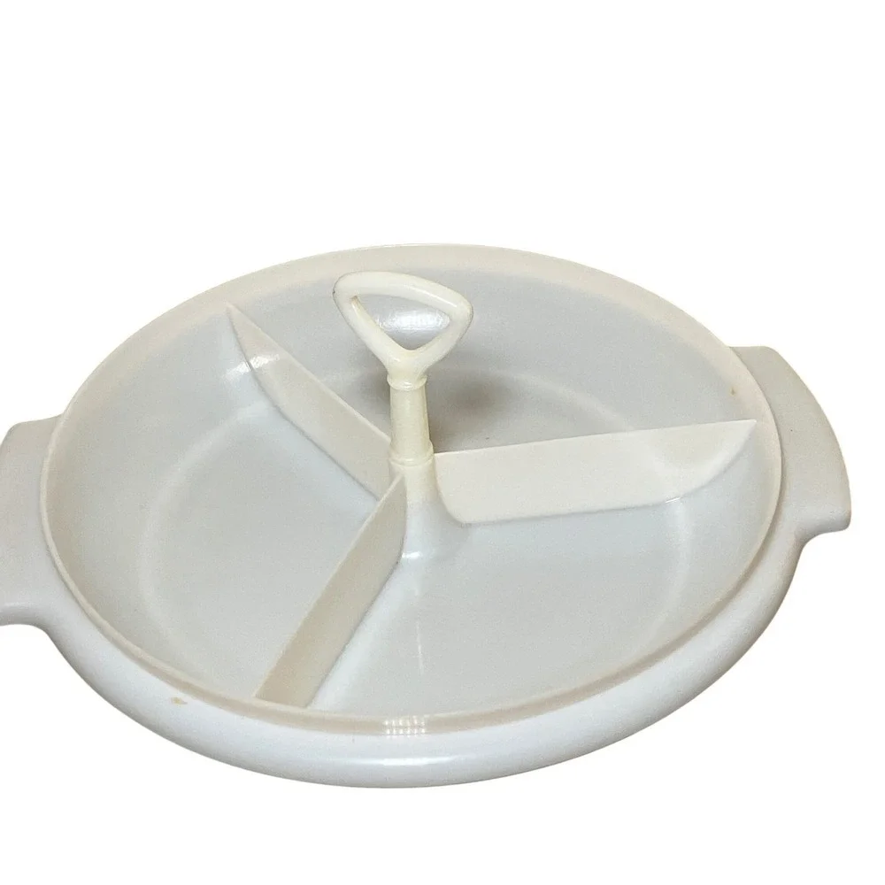 Tupperware Divided Serving Tray White 3 Section Handle Lid 224-15 Vintage Good